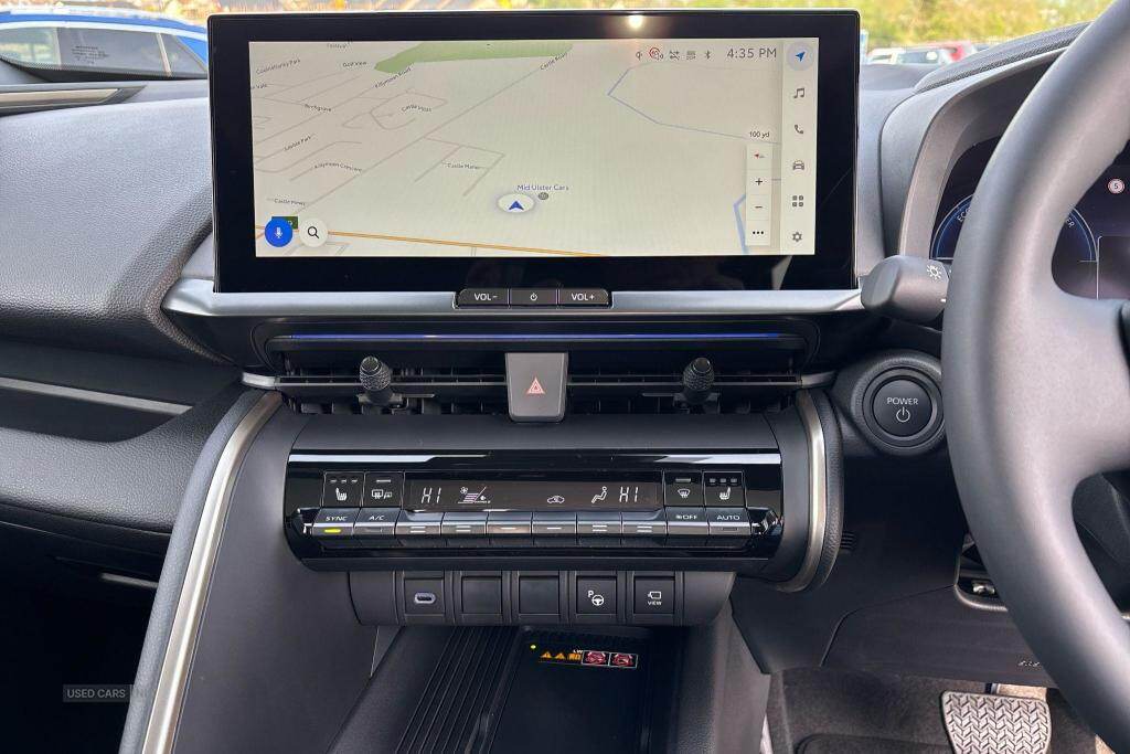 Apr 2025 Toyota C-HR 1.8 Hybrid Excel 5dr CVT