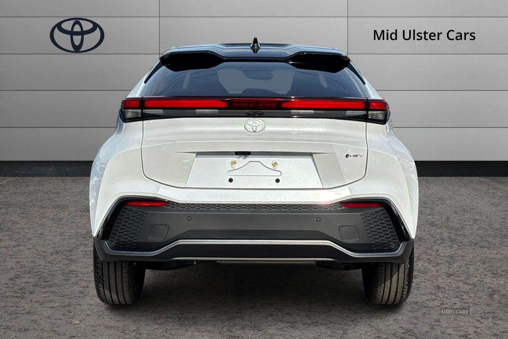 Apr 2025 Toyota C-HR 1.8 Hybrid Excel 5dr CVT