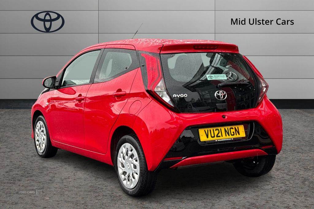 Mar 2021 Toyota Aygo 1.0 VVT-i X-Play TSS 5dr x-shift