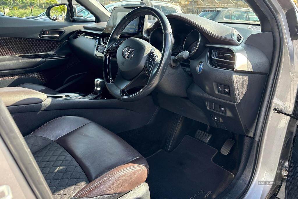 May 2018 Toyota C-HR 1.8 Hybrid Excel 5dr CVT