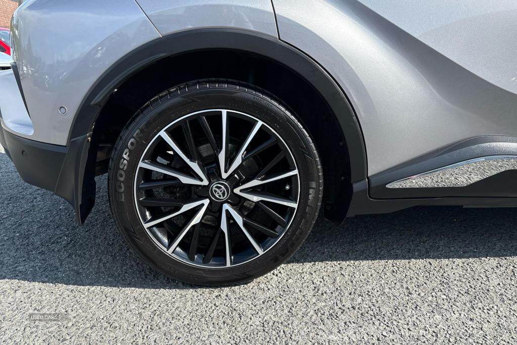 May 2018 Toyota C-HR 1.8 Hybrid Excel 5dr CVT