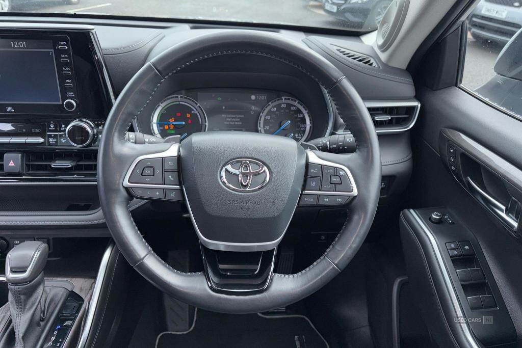 May 2022 Toyota Highlander 2.5 VVT-i Hybrid Excel Premium 5dr CVT