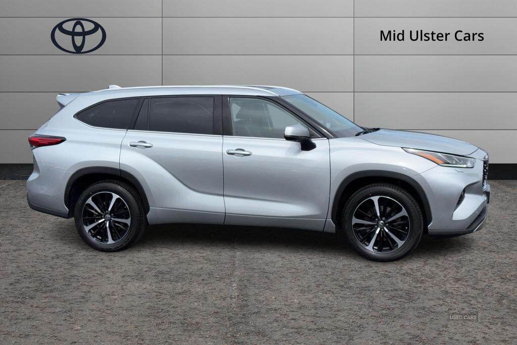 May 2022 Toyota Highlander 2.5 VVT-i Hybrid Excel Premium 5dr CVT