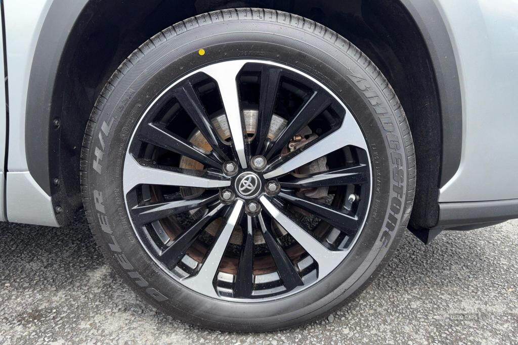 May 2022 Toyota Highlander 2.5 VVT-i Hybrid Excel Premium 5dr CVT