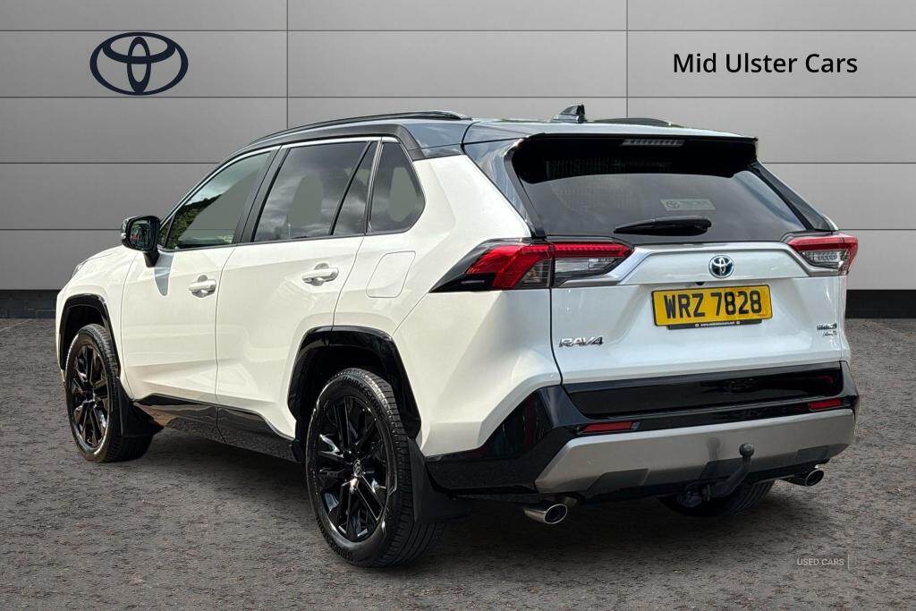 May 2022 Toyota RAV4 2.5 VVT-i Hybrid Dynamic 5dr CVT