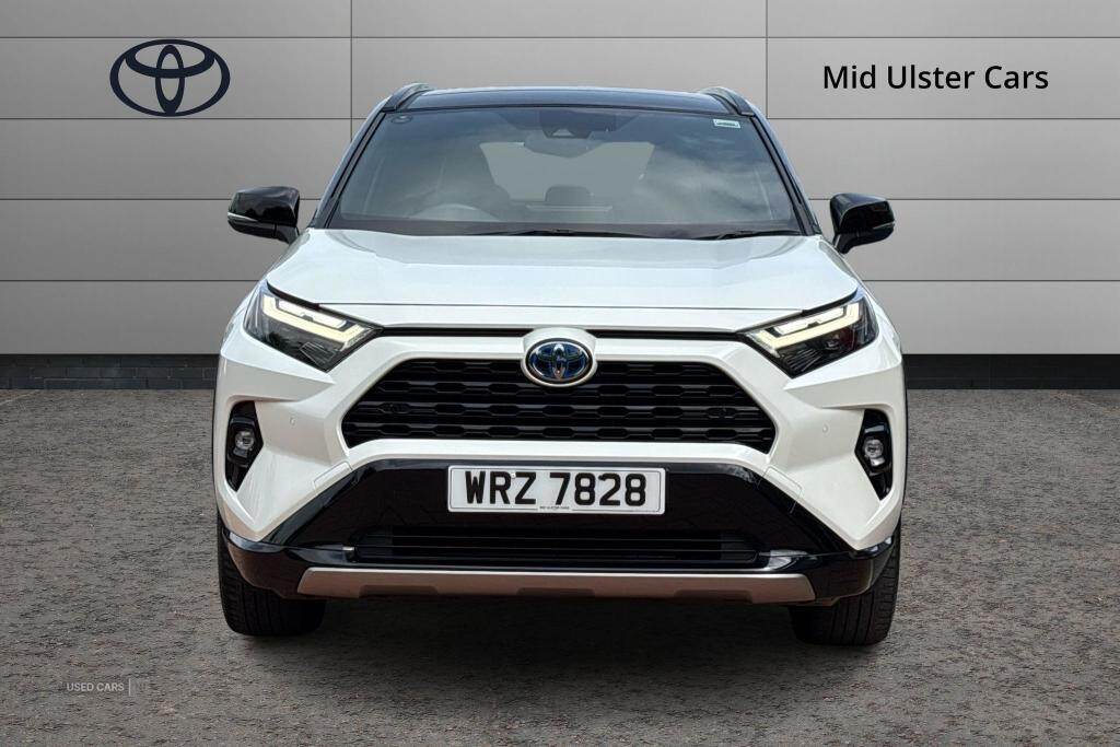 May 2022 Toyota RAV4 2.5 VVT-i Hybrid Dynamic 5dr CVT