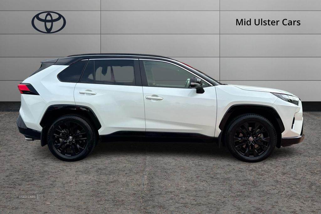 May 2022 Toyota RAV4 2.5 VVT-i Hybrid Dynamic 5dr CVT