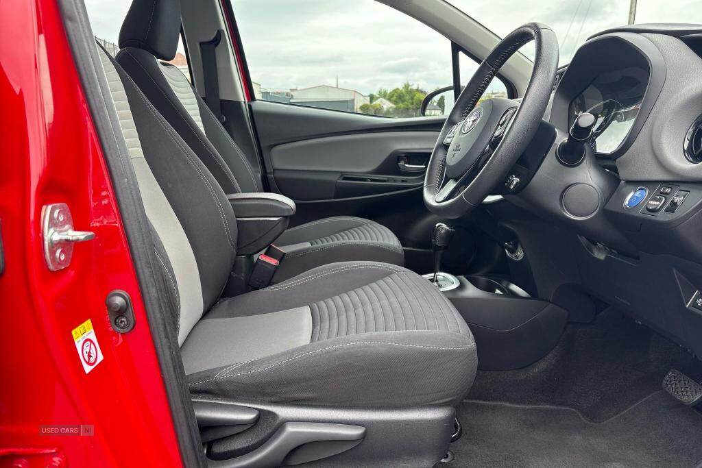 Sep 2018 Toyota Yaris 1.5 Hybrid Icon Tech 5dr CVT