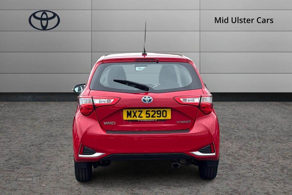 Sep 2018 Toyota Yaris 1.5 Hybrid Icon Tech 5dr CVT