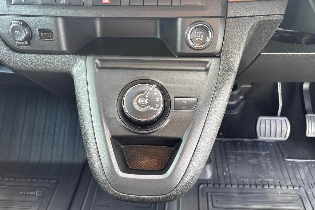 Aug 2022 Toyota Proace Verso 2.0D 180 Family Medium 5dr Auto [8 speed]