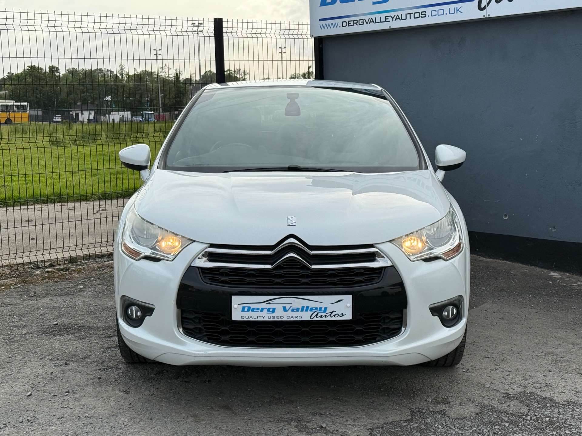 Jan 2014 Citroen DS4 1.6 e-HDi 115 DStyle 5dr