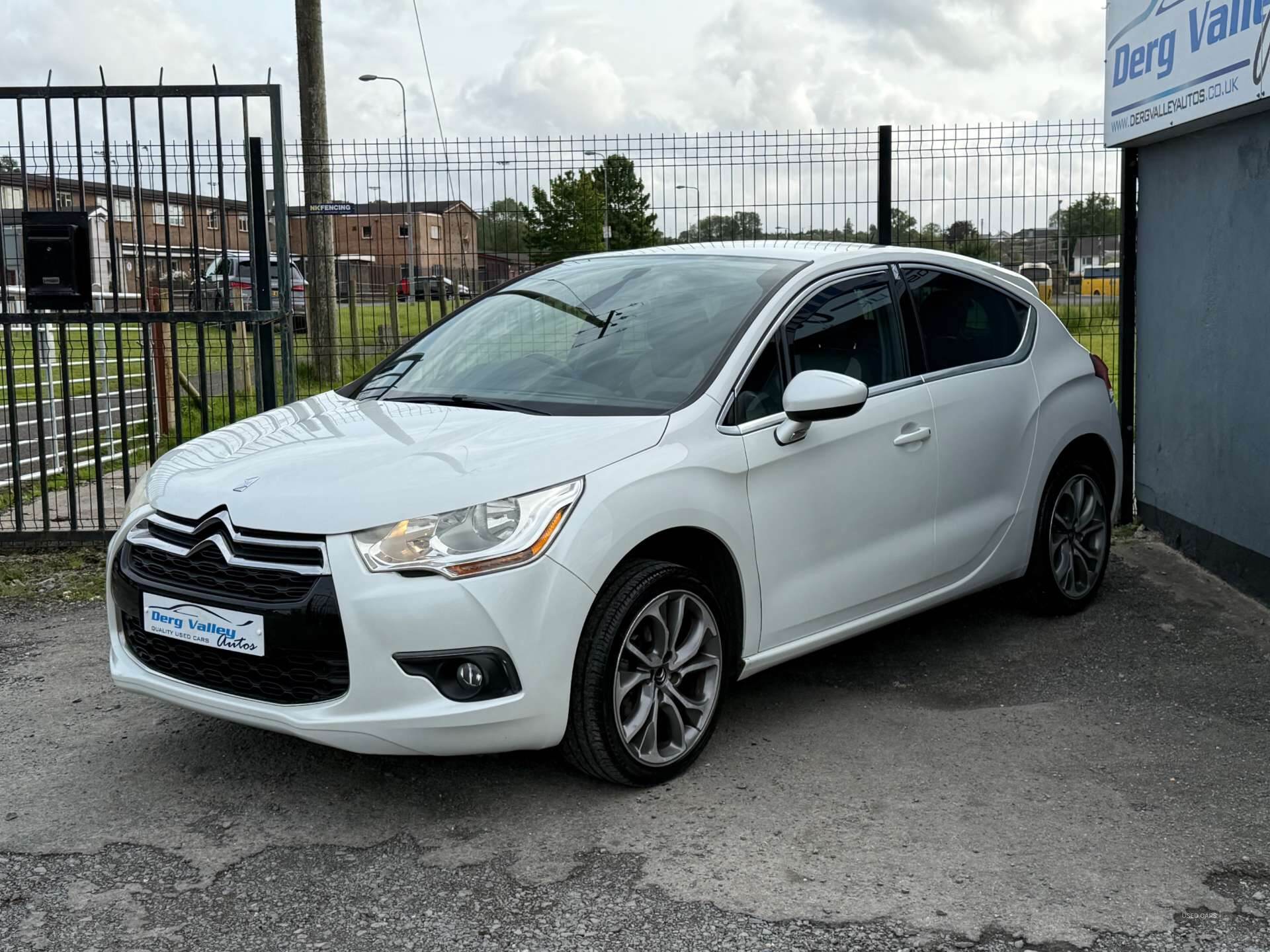 Jan 2014 Citroen DS4 1.6 e-HDi 115 DStyle 5dr