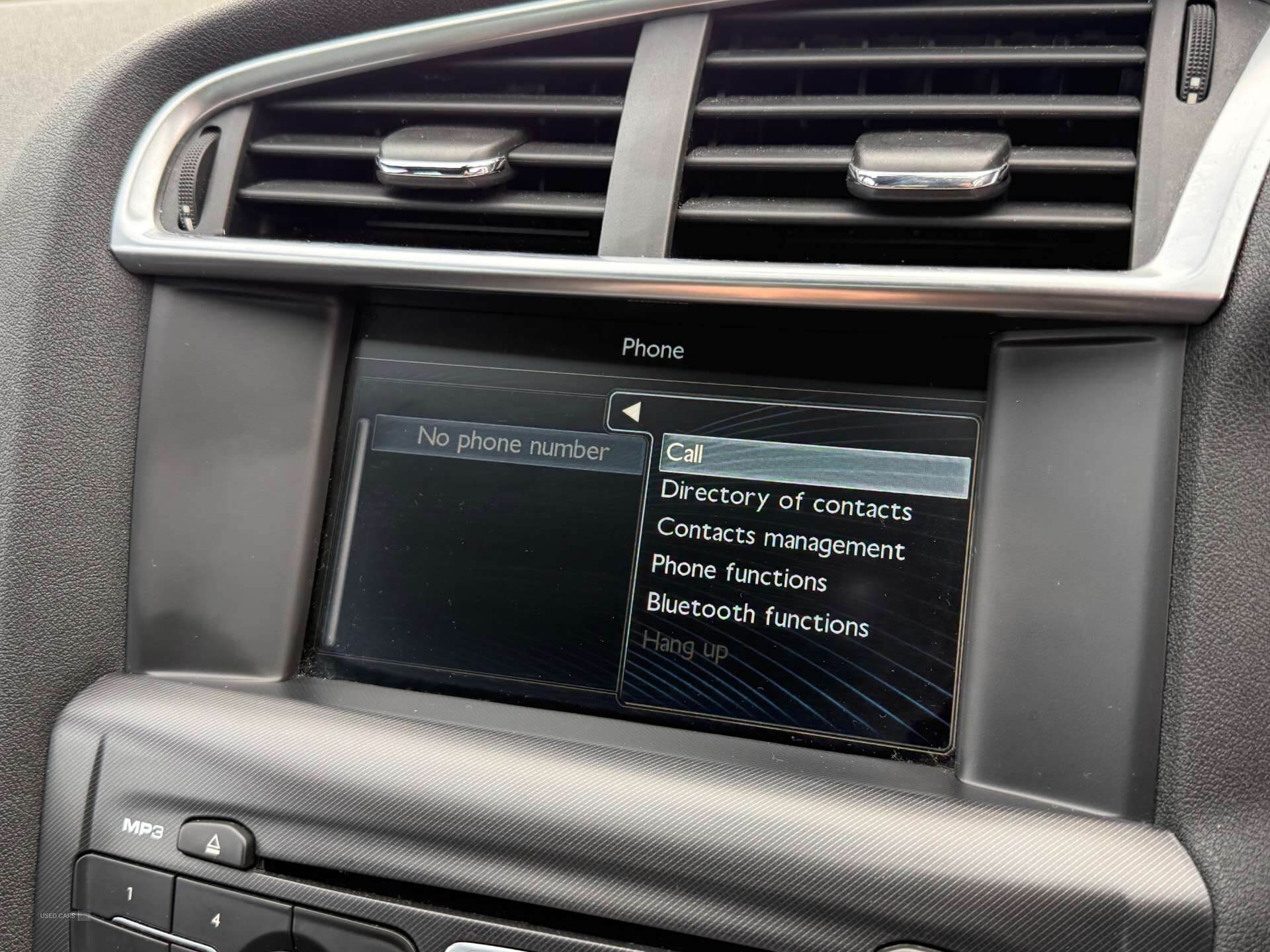 Jan 2014 Citroen DS4 1.6 e-HDi 115 DStyle 5dr