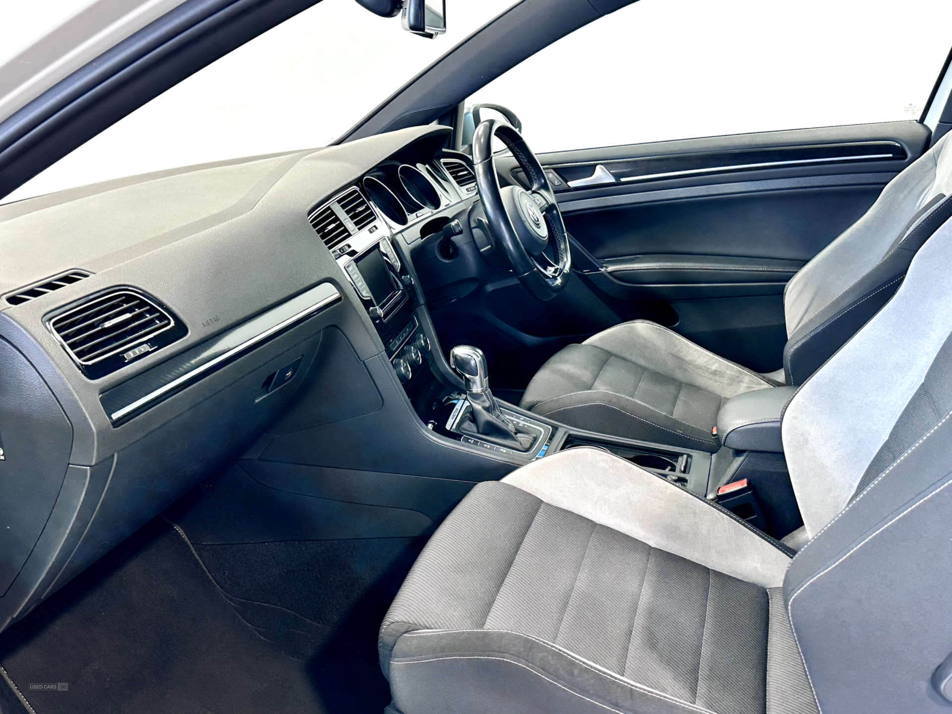 Mar 2015 Volkswagen Golf 2.0 TSI R 3dr DSG