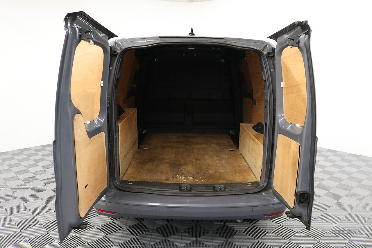  2021 Volkswagen Caddy Maxi TDI C20 Commerce Pro