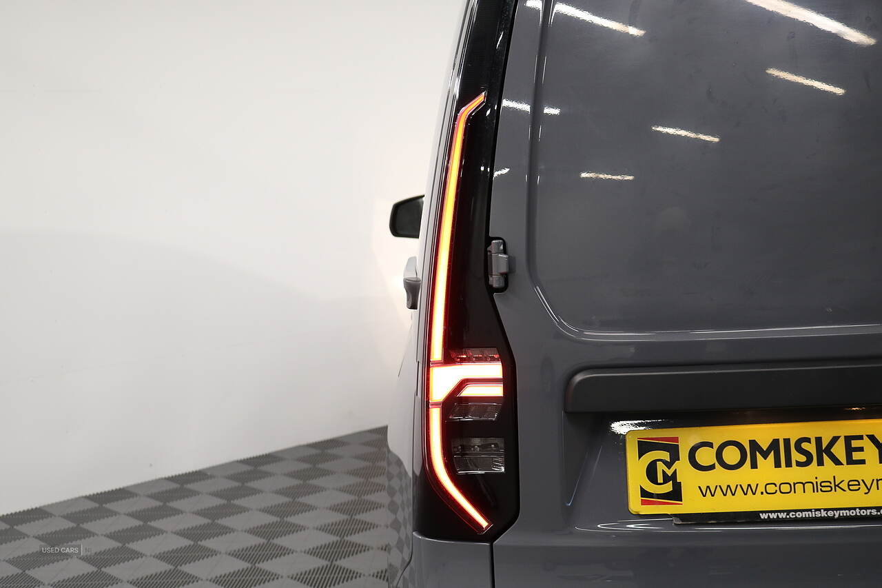  2021 Volkswagen Caddy Maxi TDI C20 Commerce Pro