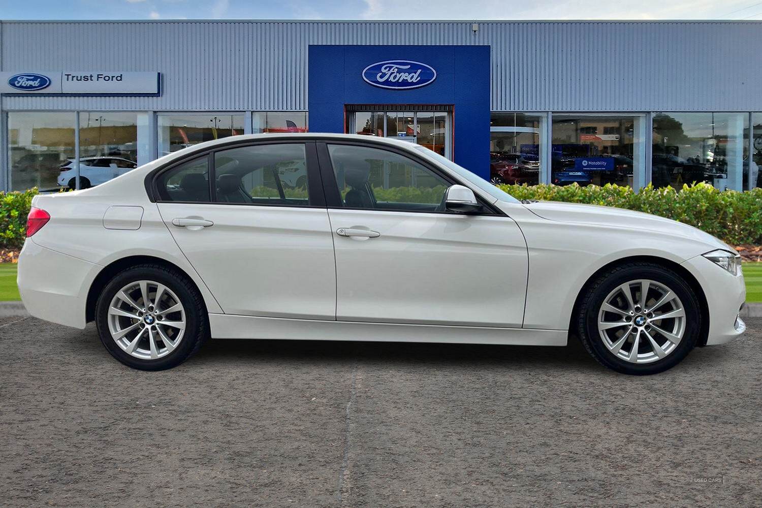 May 2018 BMW 3 Series 318i SE 4dr