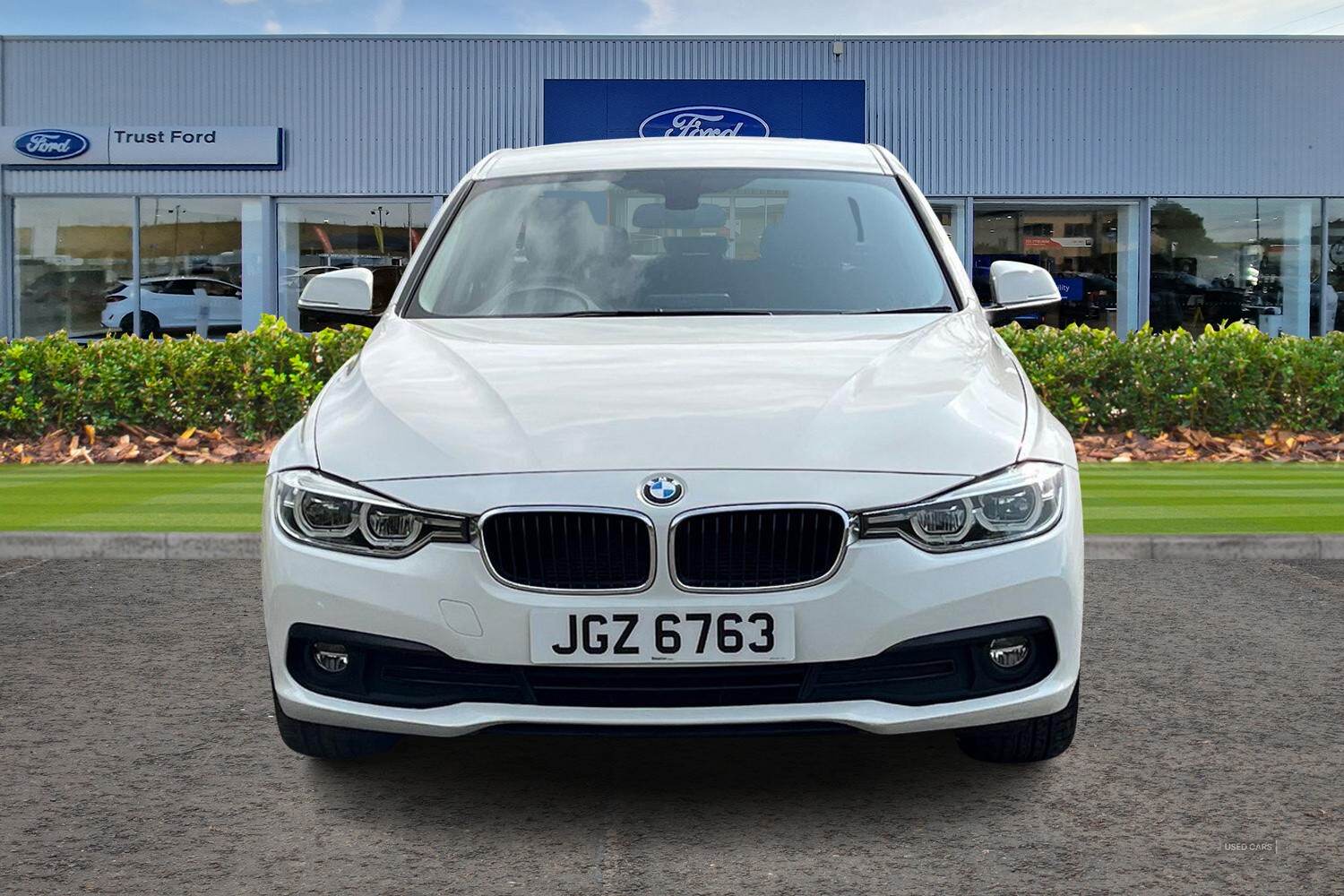 May 2018 BMW 3 Series 318i SE 4dr