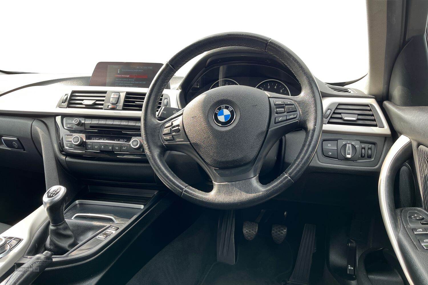 May 2018 BMW 3 Series 318i SE 4dr