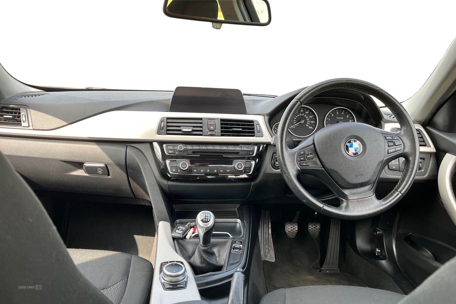 May 2018 BMW 3 Series 318i SE 4dr