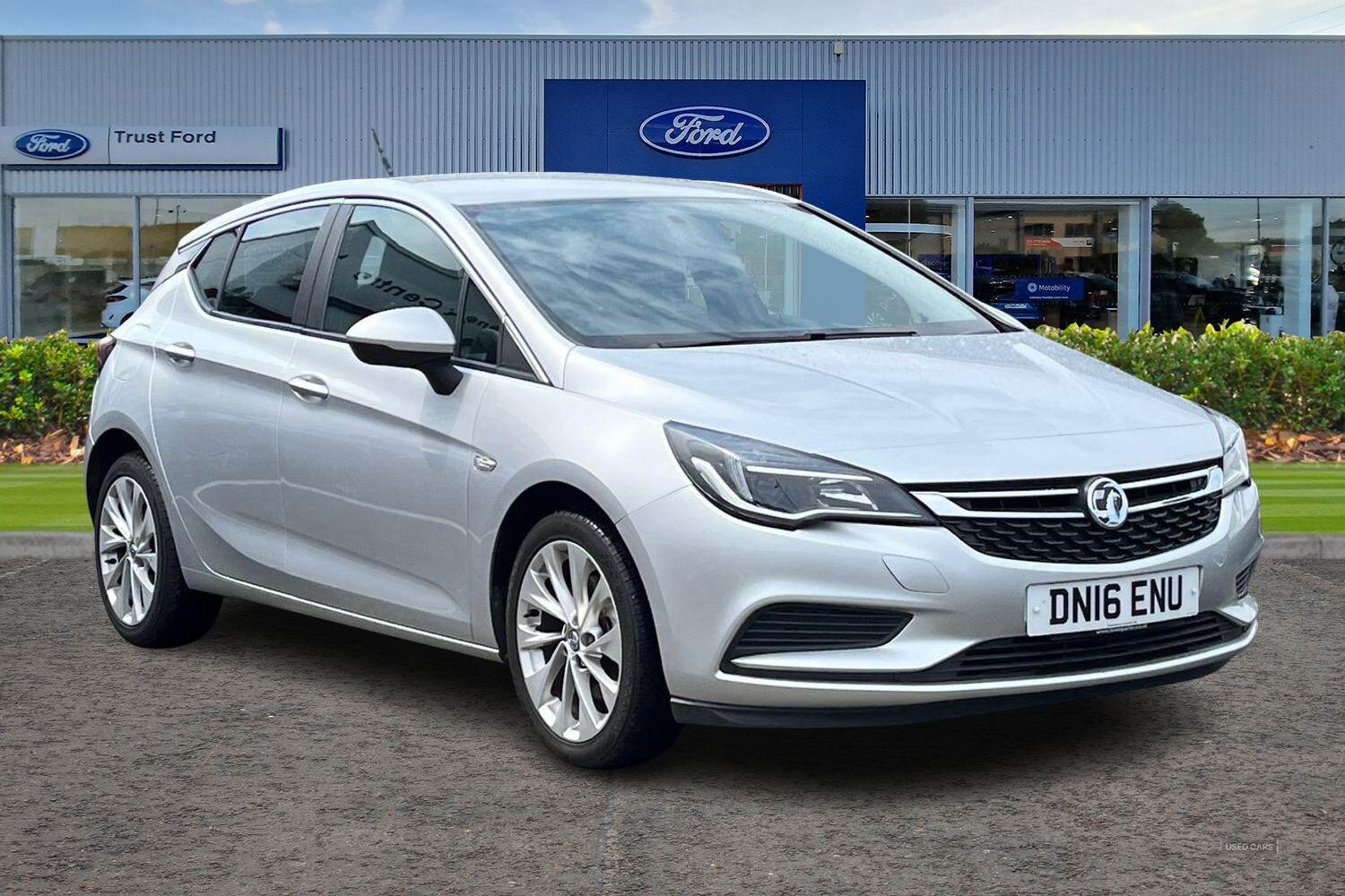 Mar 2016 Vauxhall Astra 1.6 CDTi 16V 136 Design 5dr