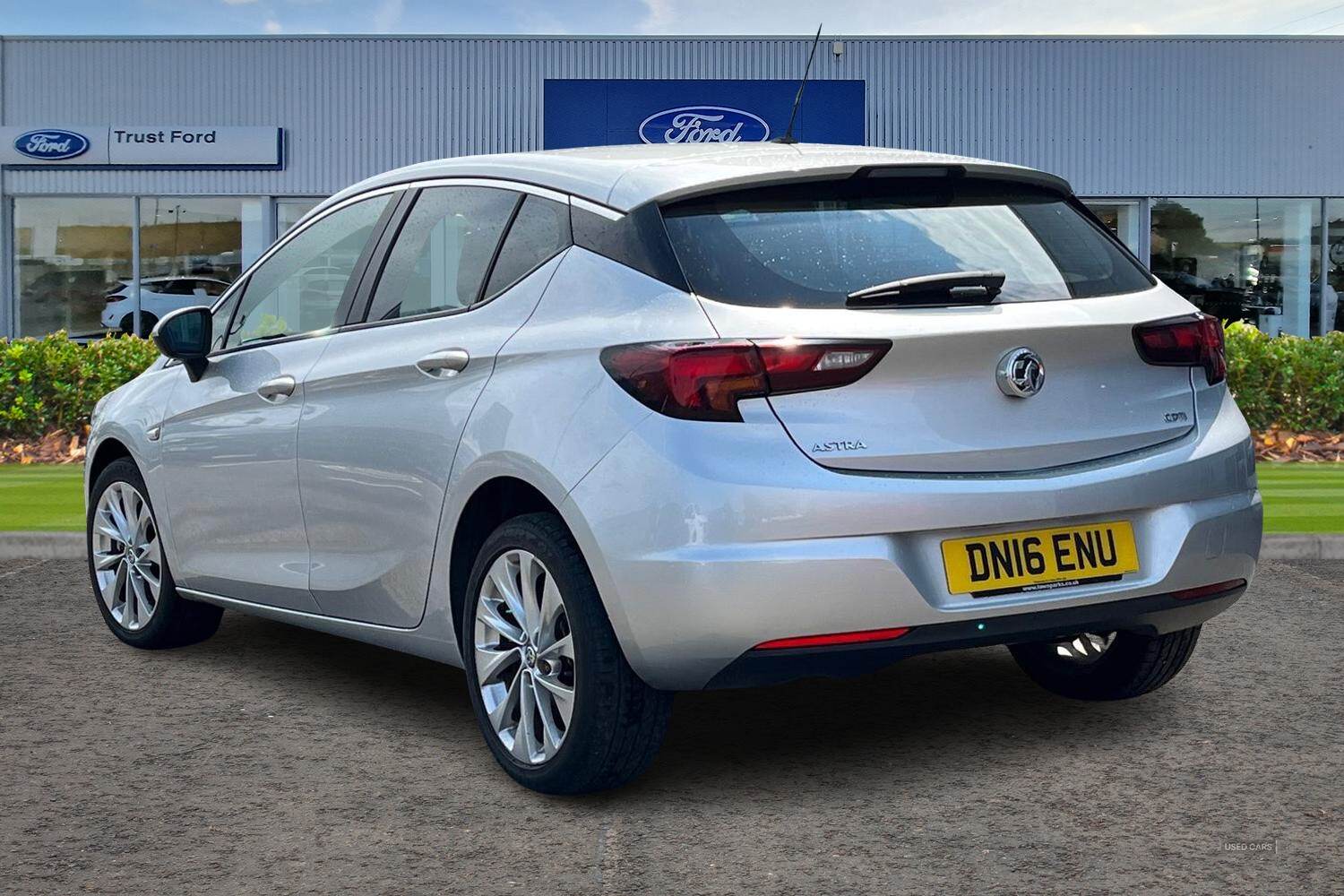 Mar 2016 Vauxhall Astra 1.6 CDTi 16V 136 Design 5dr
