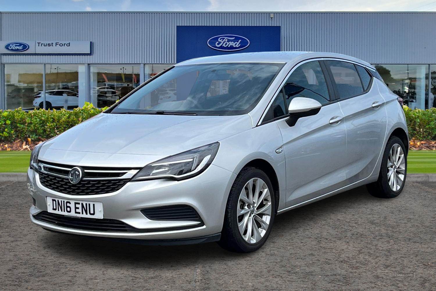 Mar 2016 Vauxhall Astra 1.6 CDTi 16V 136 Design 5dr