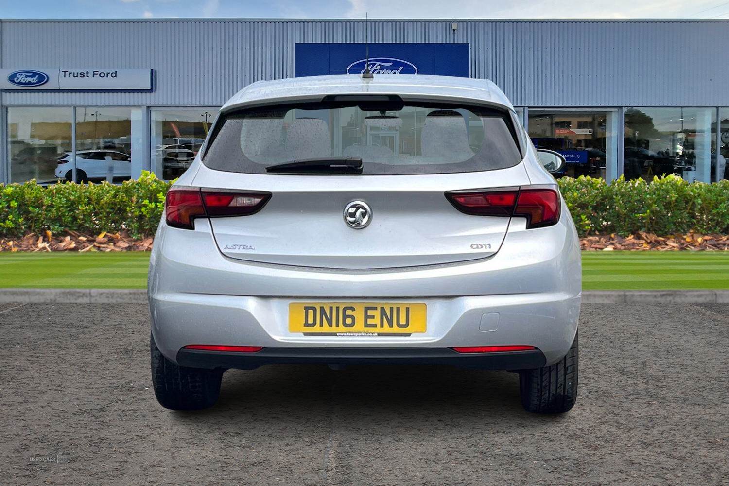 Mar 2016 Vauxhall Astra 1.6 CDTi 16V 136 Design 5dr