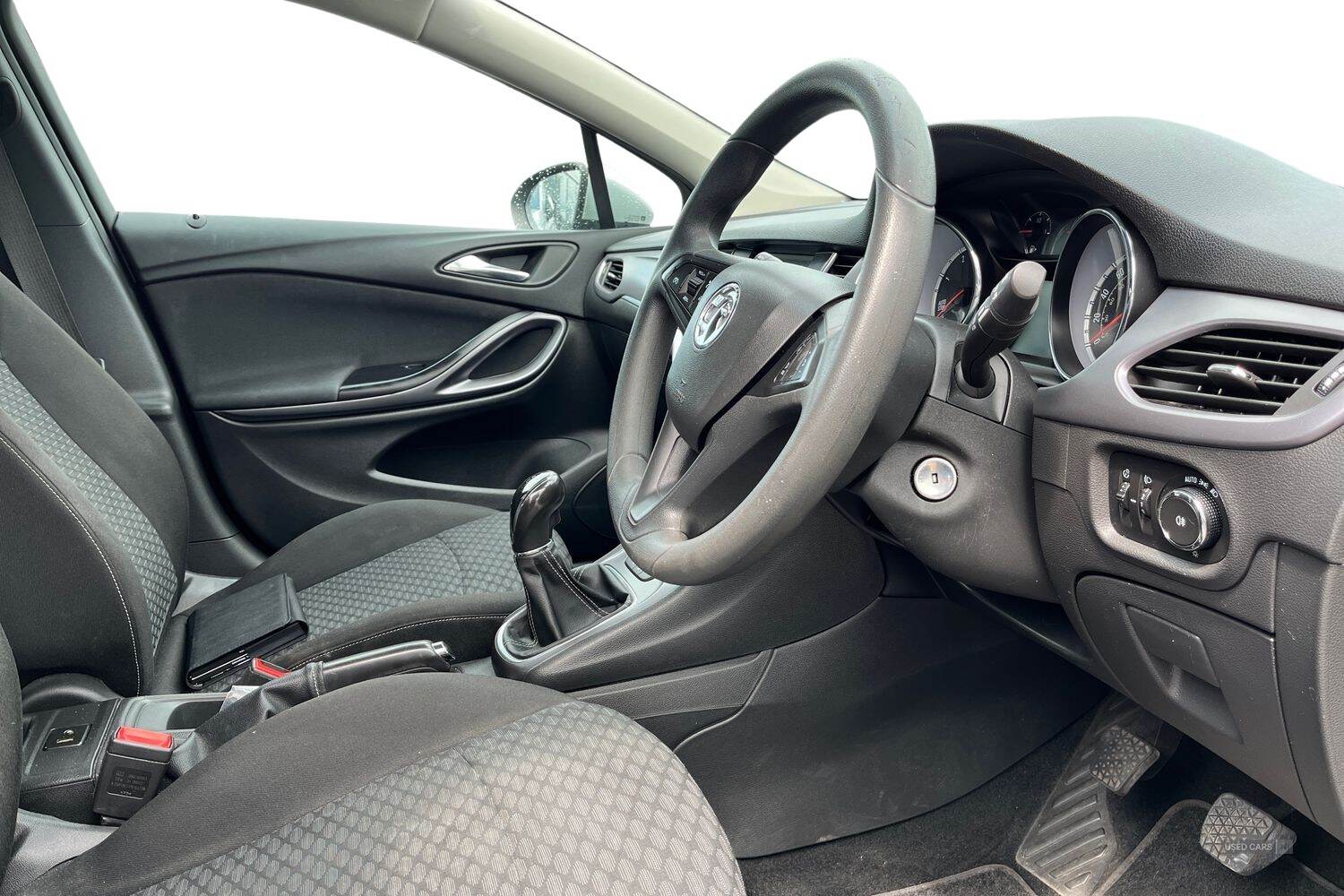 Mar 2016 Vauxhall Astra 1.6 CDTi 16V 136 Design 5dr