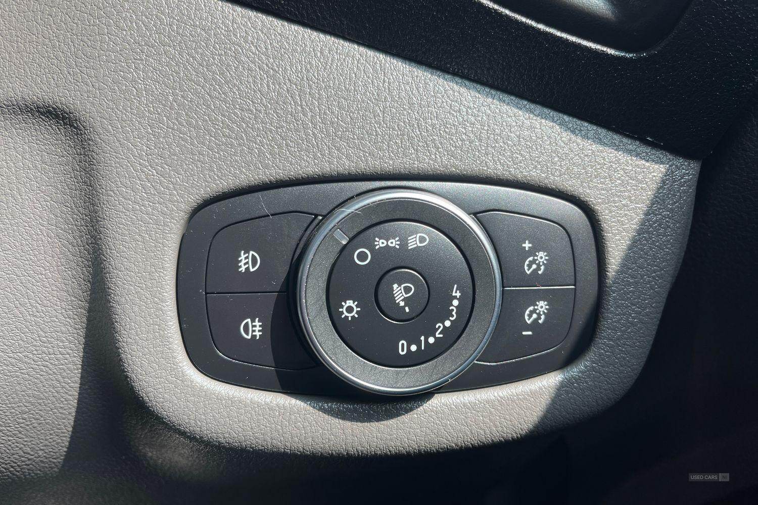 Sep 2021 Ford Tourneo Connect 1.5 EcoBlue 120 Zetec 5dr