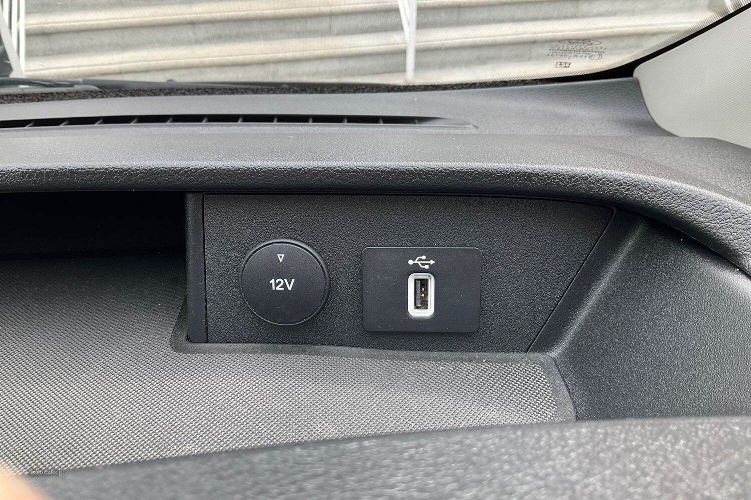 Mar 2023 Ford Transit Custom 2.0 EcoBlue 170ps Low Roof Limited Van
