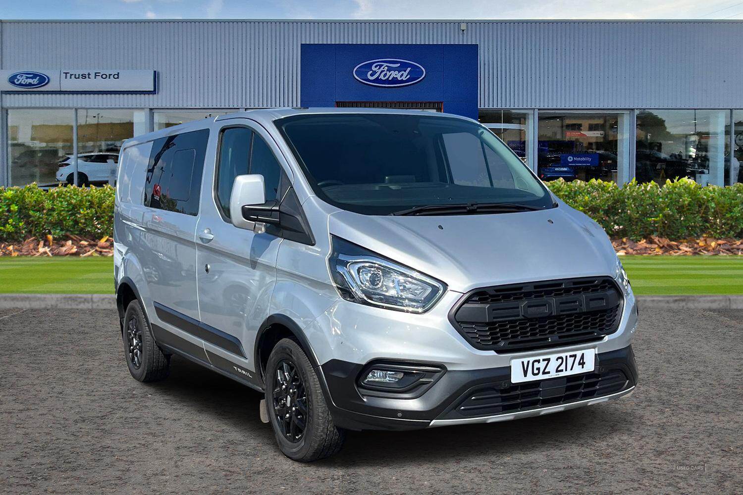 Oct 2021 Ford Transit Custom 2.0 EcoBlue 130ps Low Roof D/Cab Trail Van