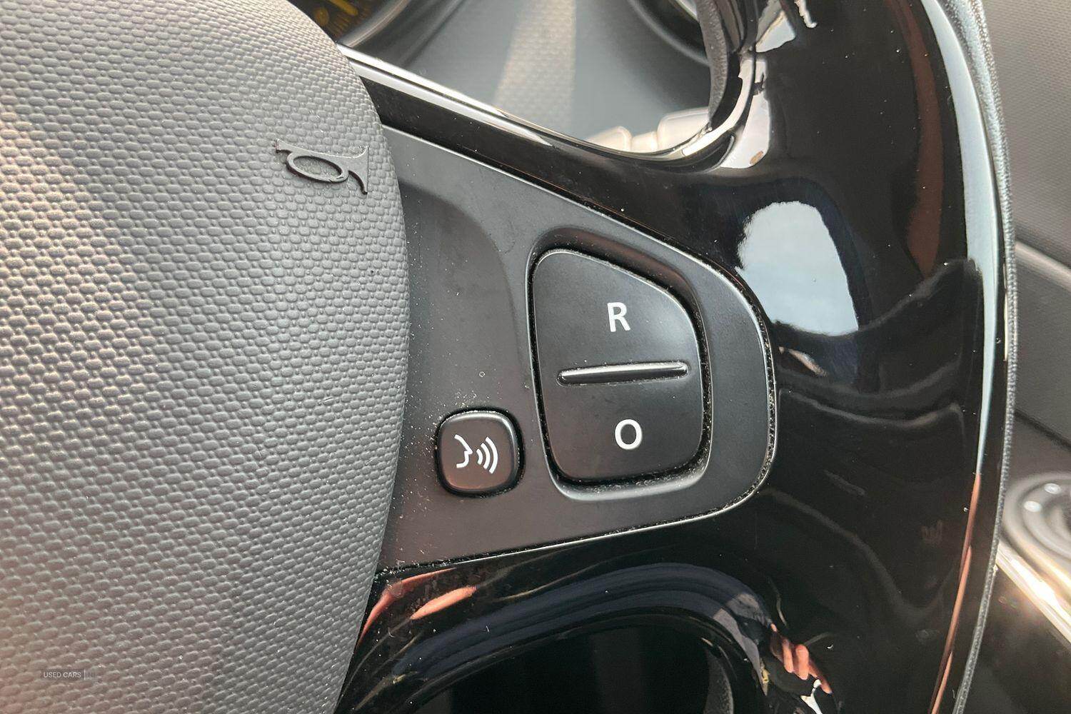 Feb 2016 Renault Captur 0.9 TCE 90 Dynamique Nav 5dr