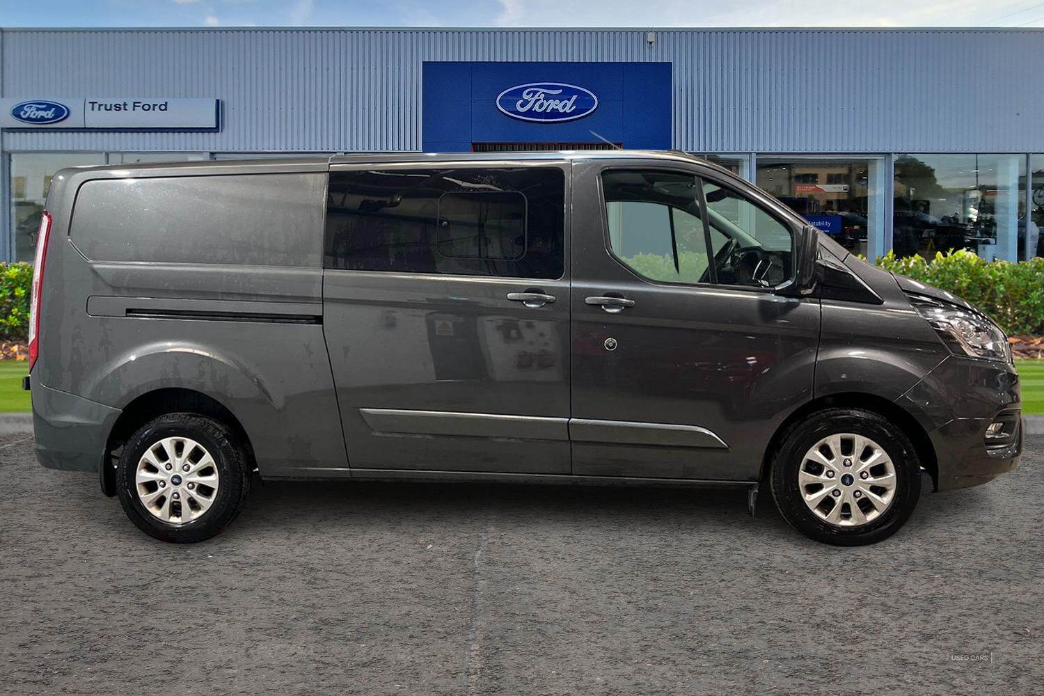 Nov 2022 Ford Transit Custom 2.0 EcoBlue 170ps Low Roof D/Cab Limited Van Auto