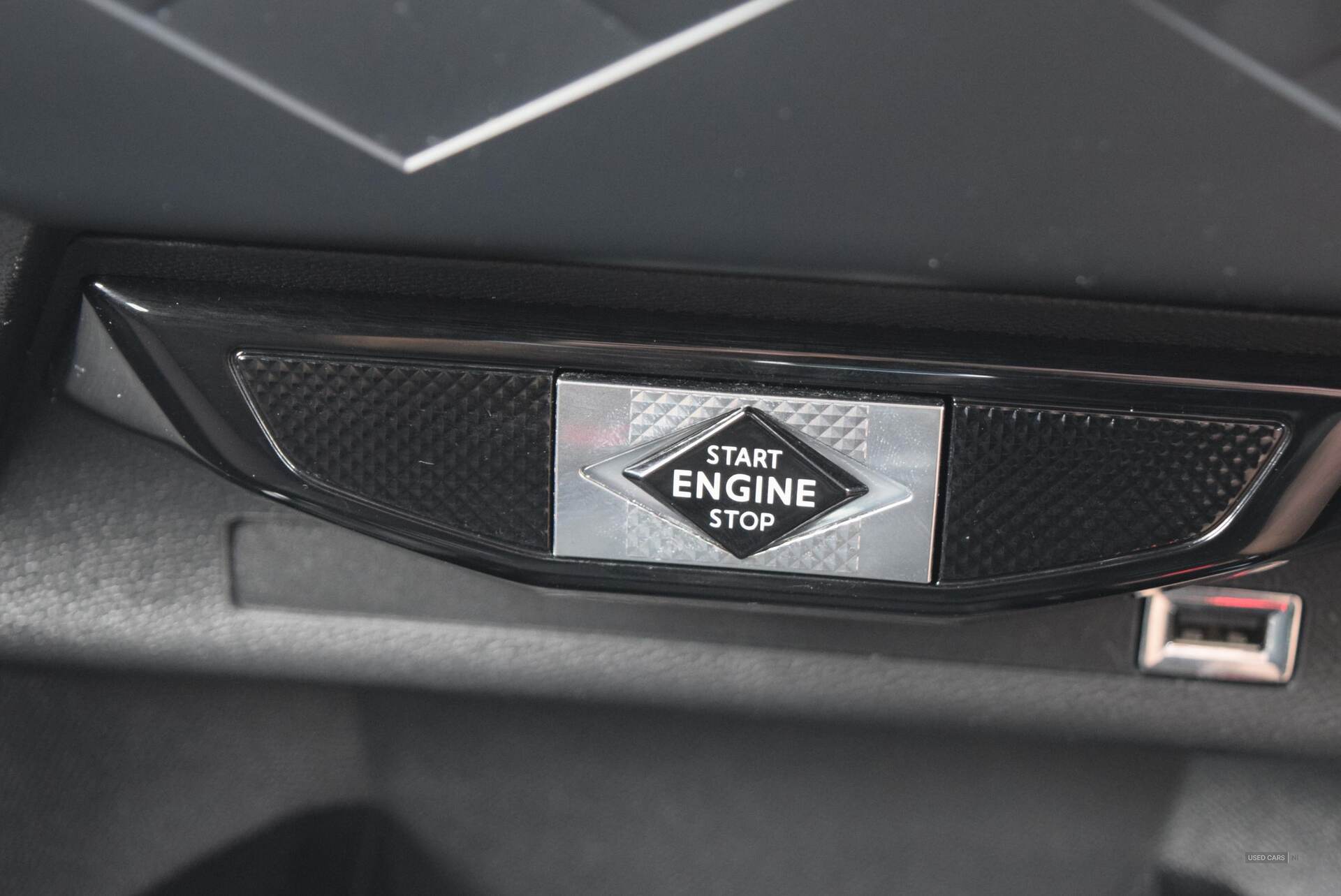 2019 DS DS3 1.2 PureTech Performance Line 5dr