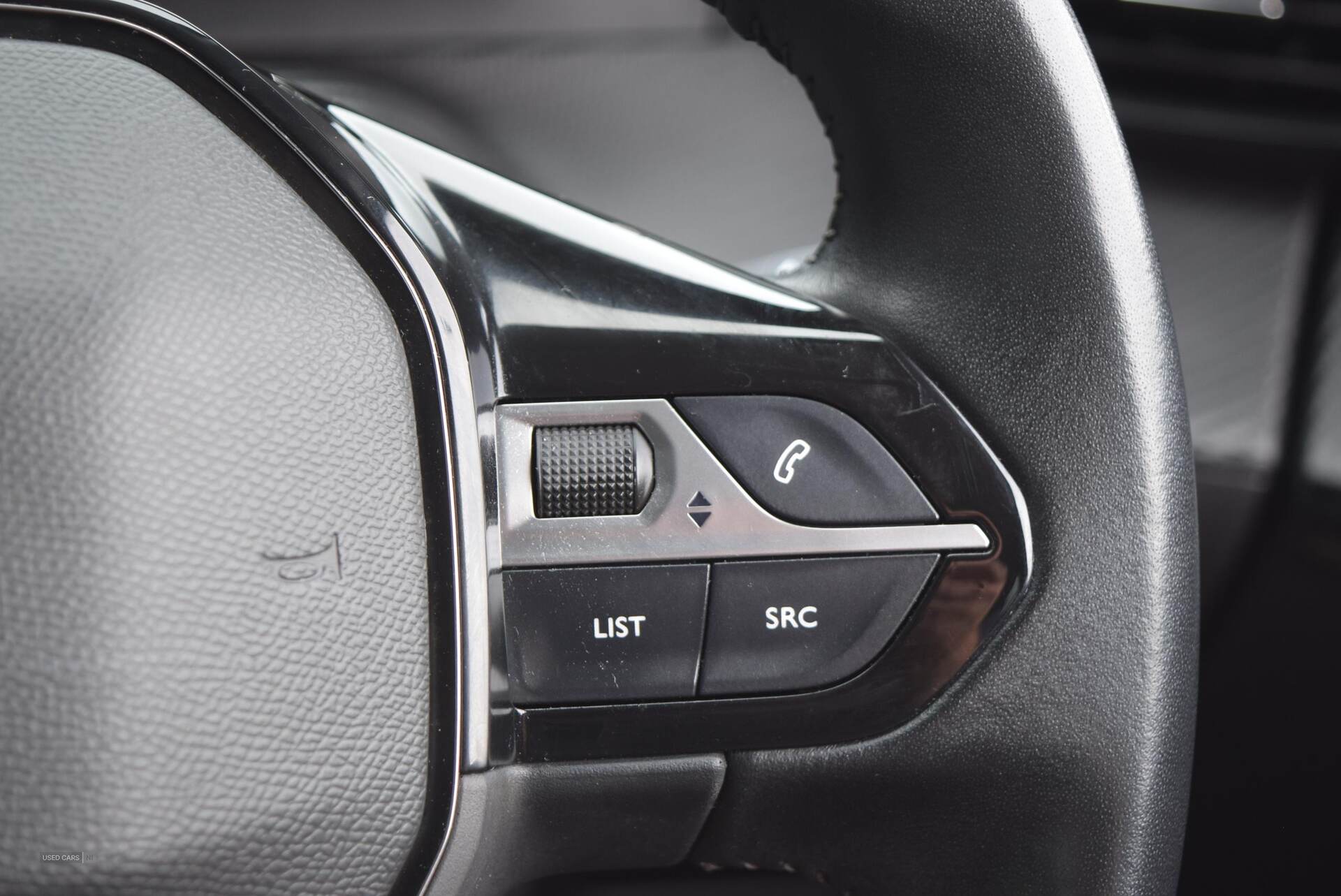 2020 Peugeot 208 1.2 PureTech 100 Allure Premium 5dr