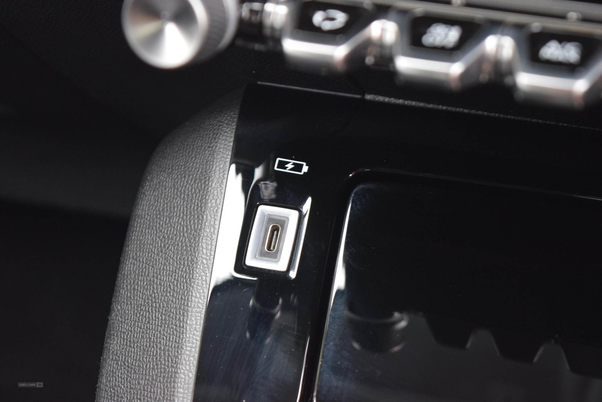 2020 Peugeot 208 1.2 PureTech 100 Allure Premium 5dr