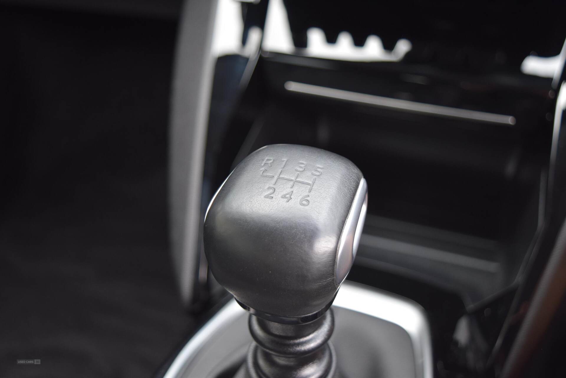 2020 Peugeot 208 1.2 PureTech 100 Allure Premium 5dr