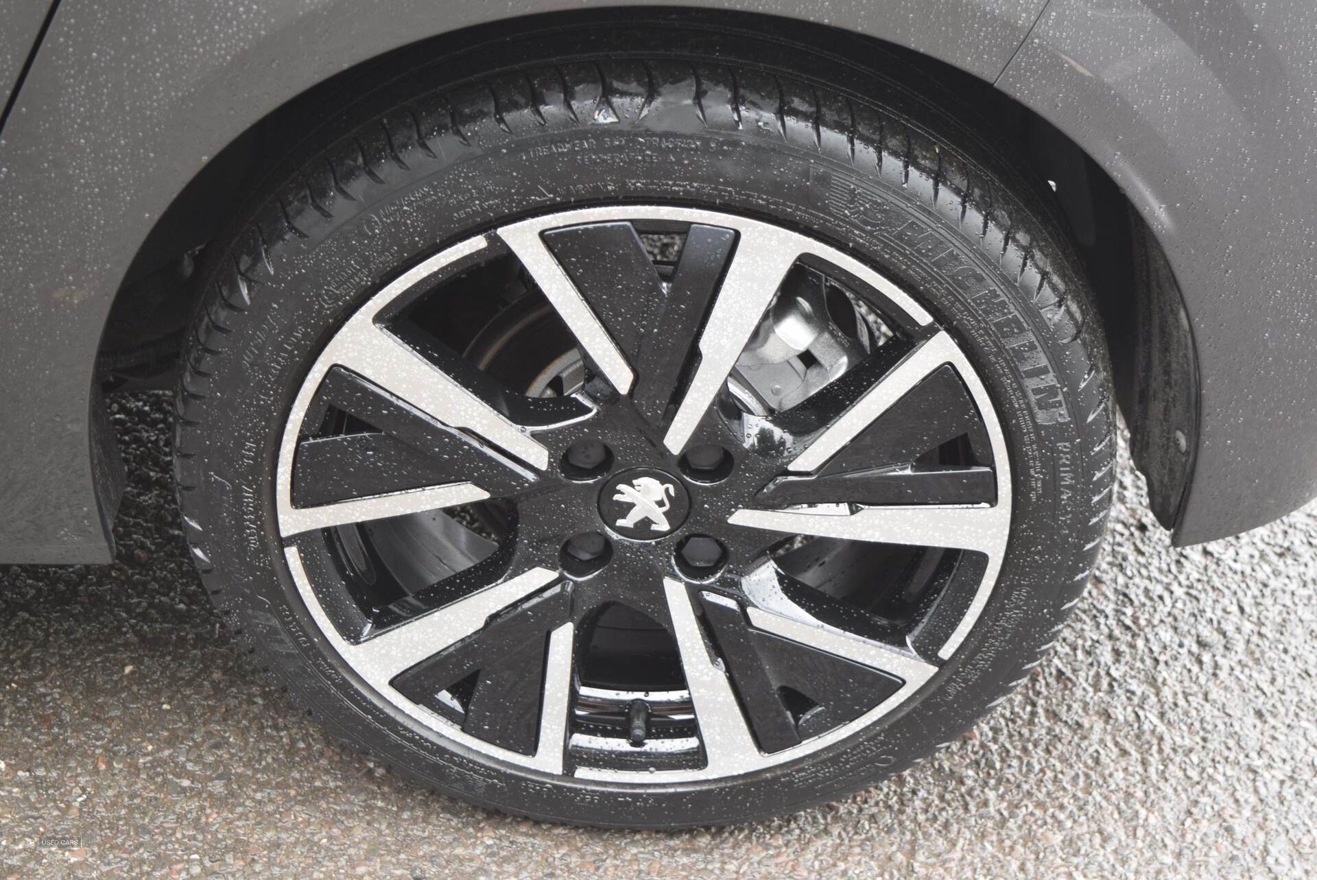 2020 Peugeot 208 1.2 PureTech 100 Allure Premium 5dr