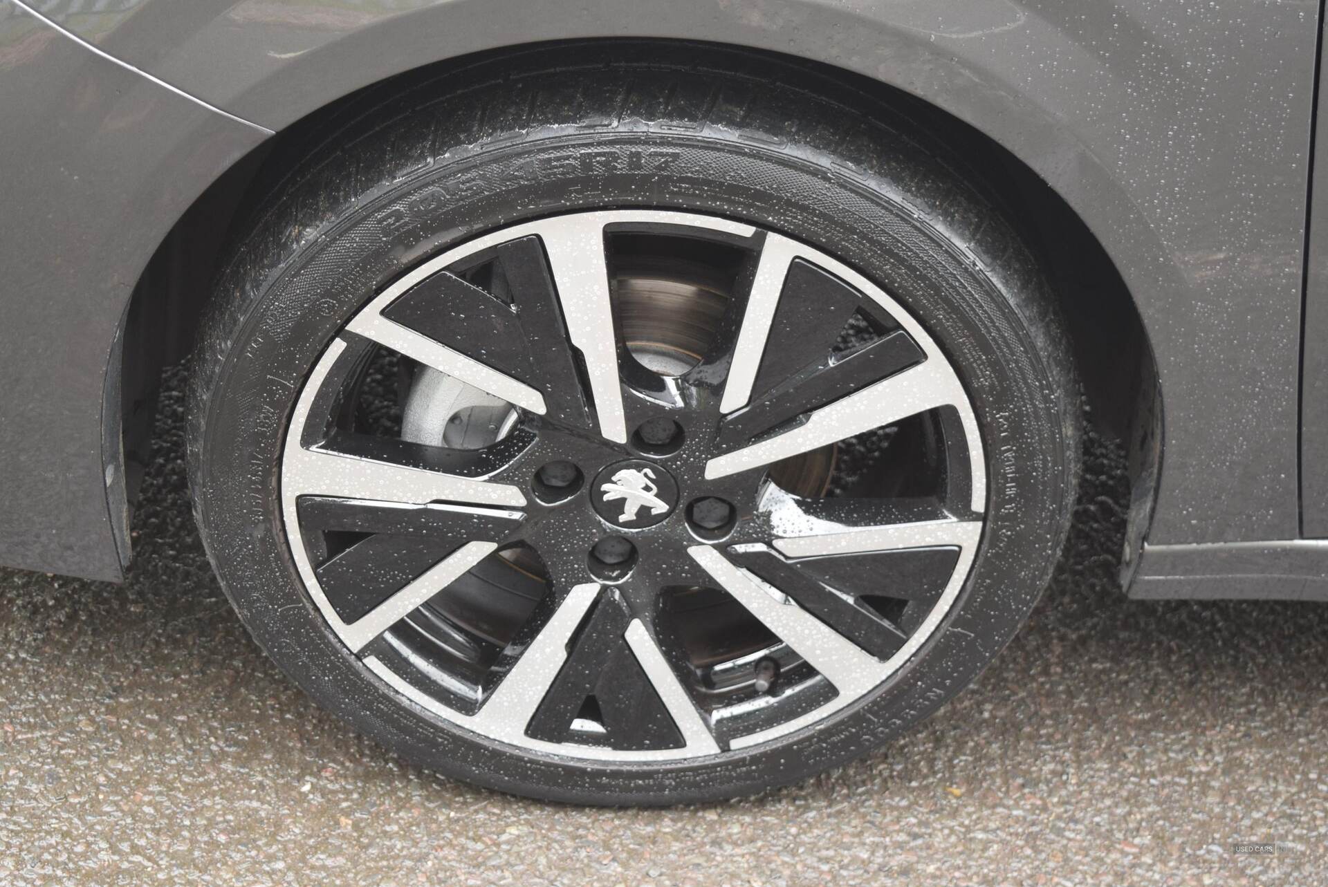 2020 Peugeot 208 1.2 PureTech 100 Allure Premium 5dr