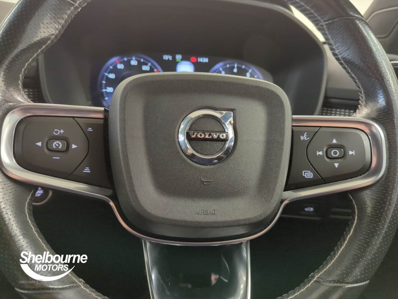 Dec 2020 Volvo XC40 1.5 T3 [163] R DESIGN 5dr Geartronic