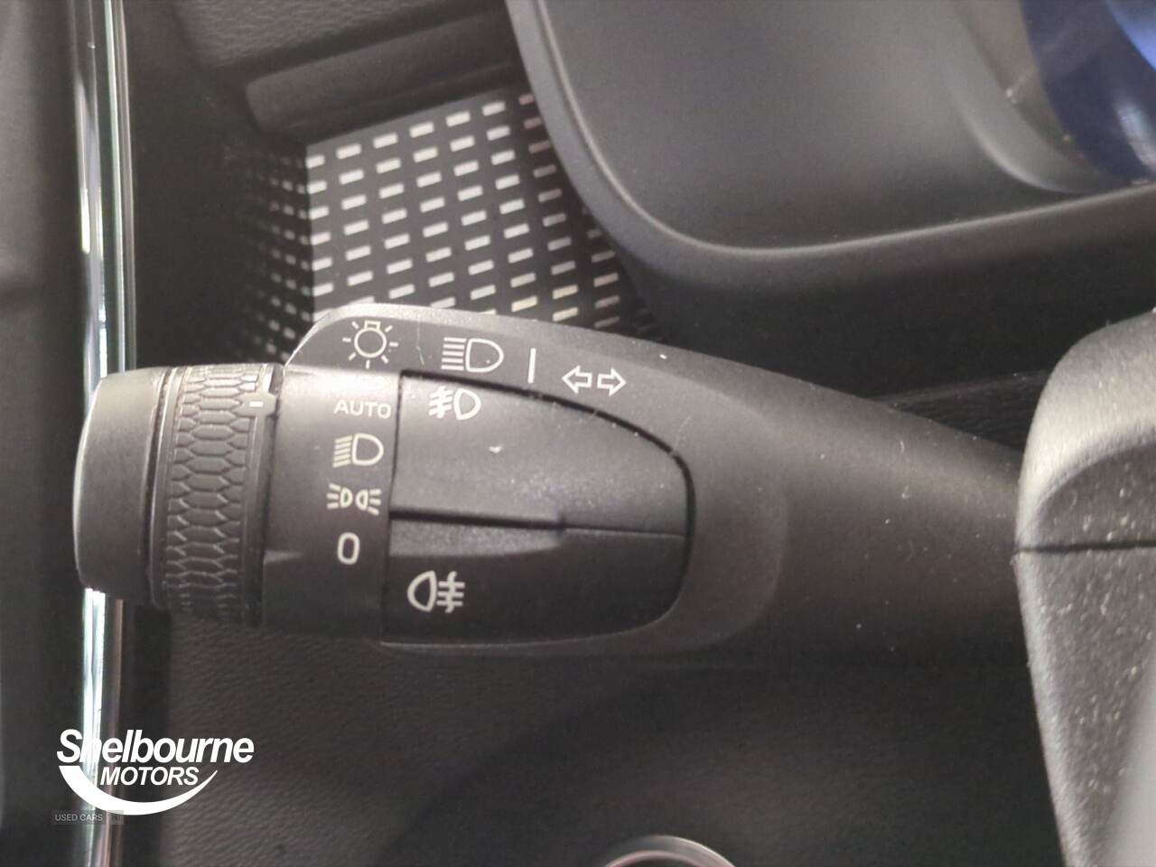 Dec 2020 Volvo XC40 1.5 T3 [163] R DESIGN 5dr Geartronic