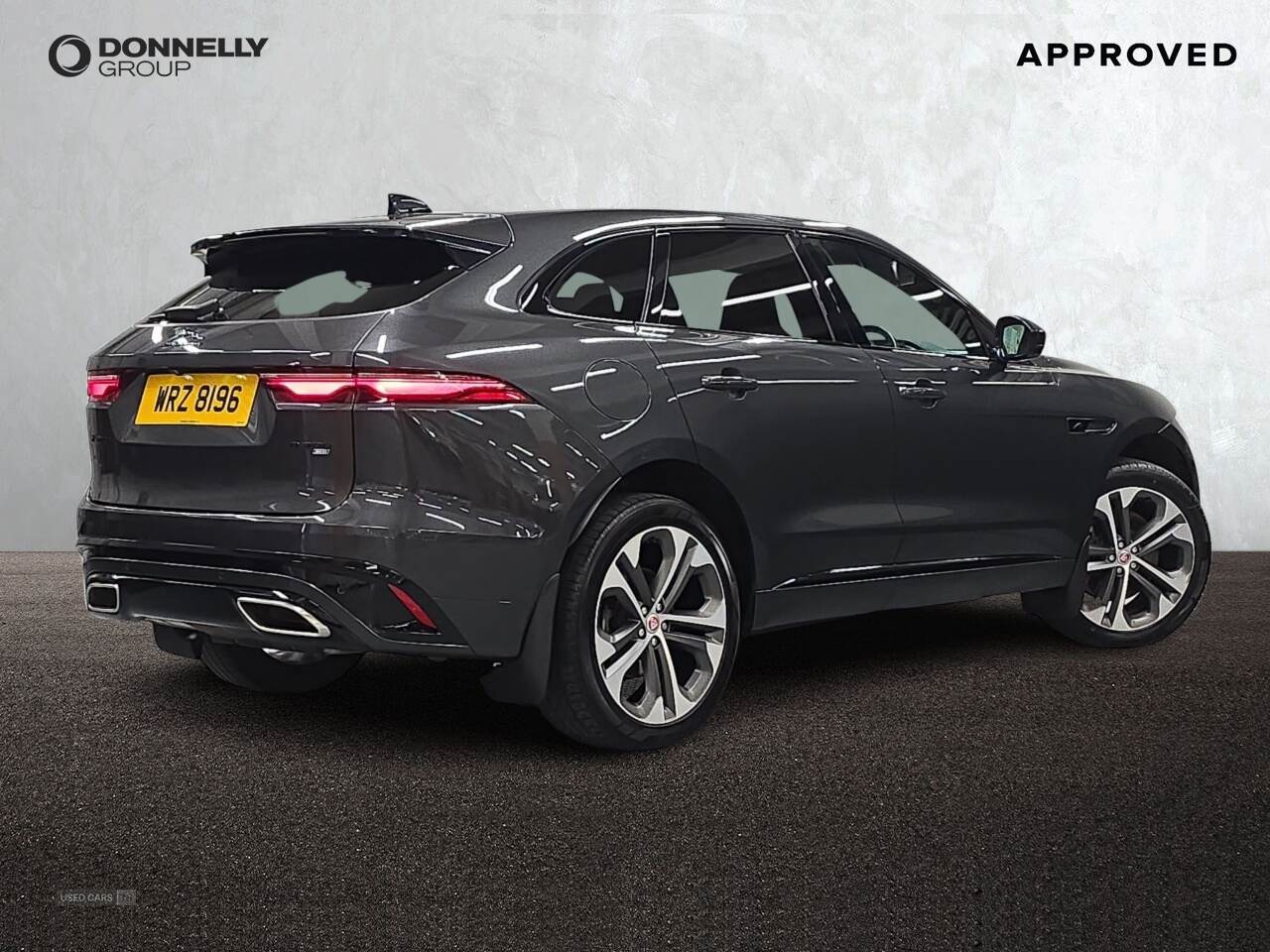 Jun 2022 Jaguar F-Pace 3.0 D300 R-Dynamic HSE 5dr Auto AWD