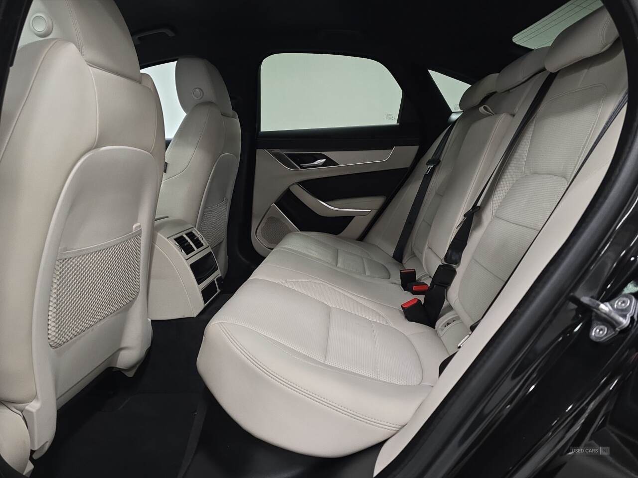 Sep 2024 Jaguar XF 2.0 D200 R-Dynamic SE Black 4dr Auto