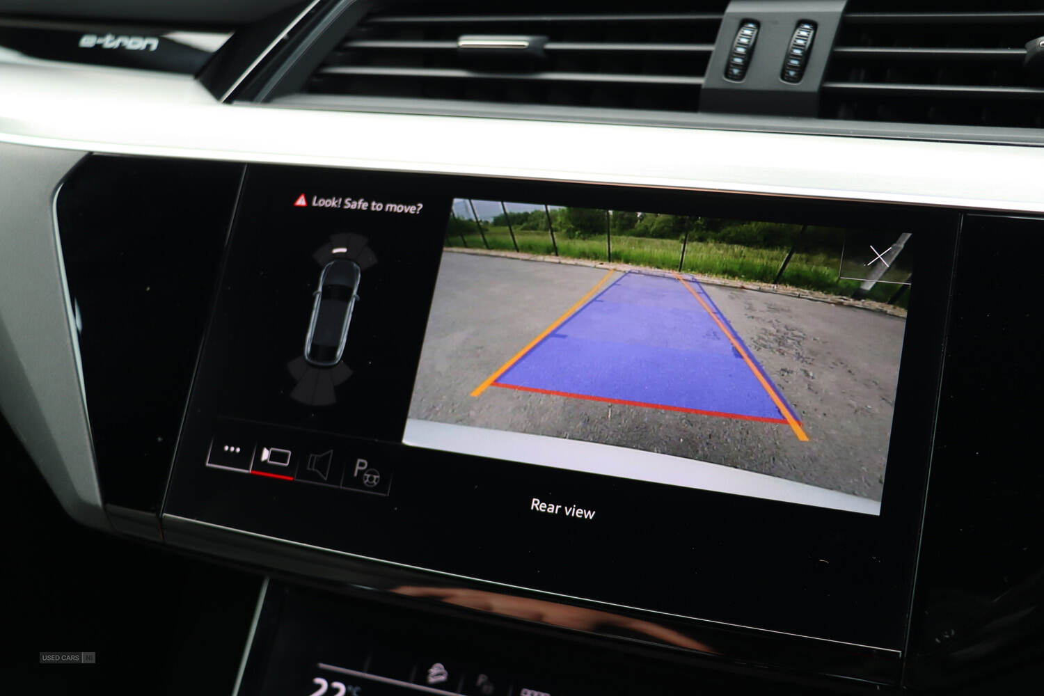 Jan 2022 Audi E-Tron 300kW 55 Quattro 95kWh Black Edition 5dr Auto