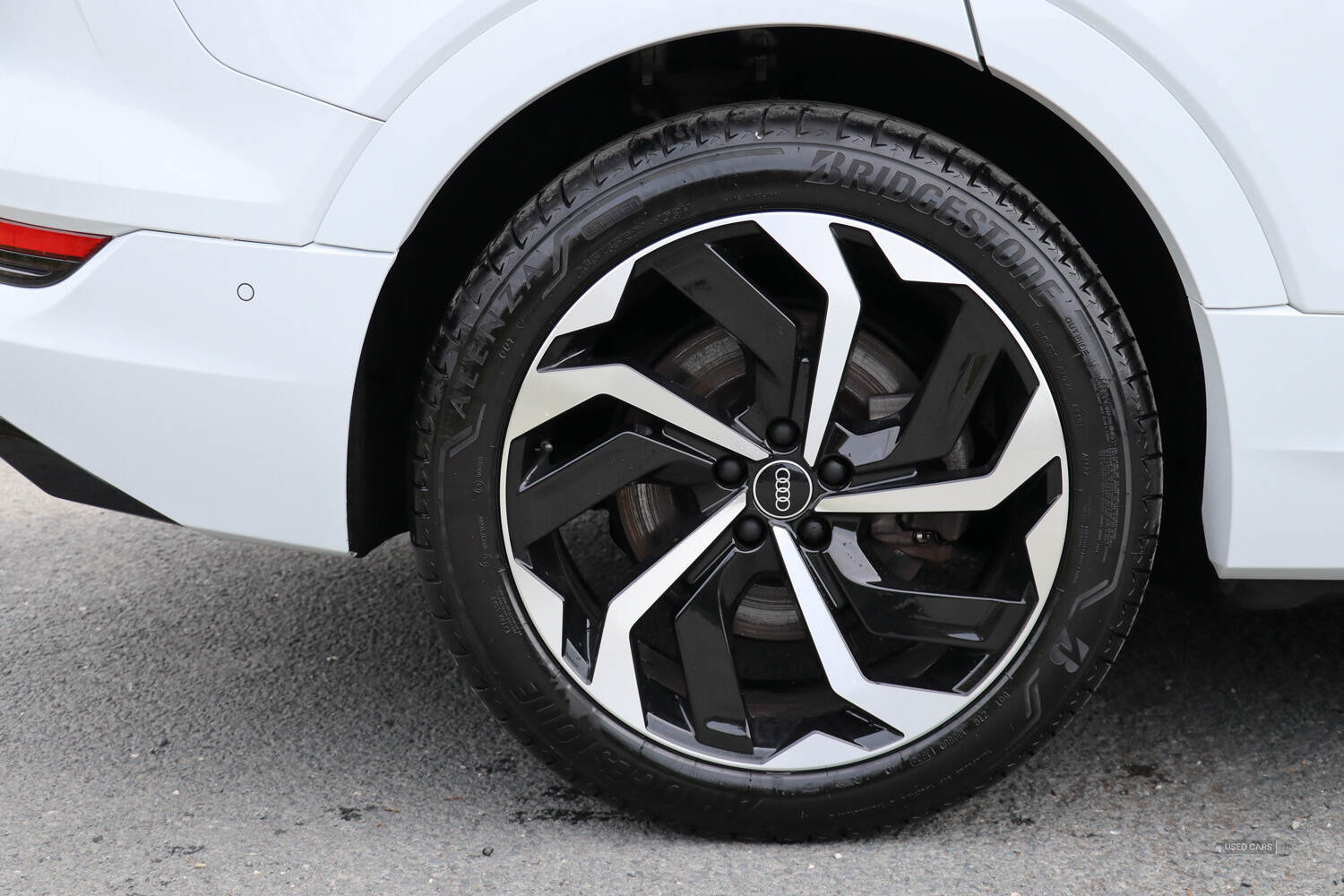 Jan 2022 Audi E-Tron 300kW 55 Quattro 95kWh Black Edition 5dr Auto