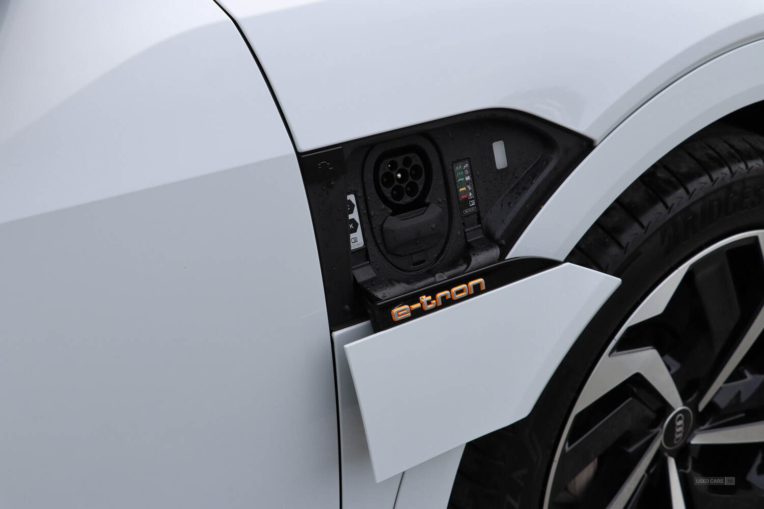 Jan 2022 Audi E-Tron 300kW 55 Quattro 95kWh Black Edition 5dr Auto