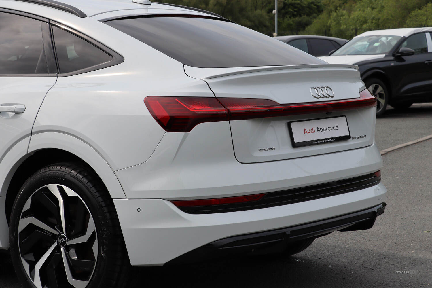 Jan 2022 Audi E-Tron 300kW 55 Quattro 95kWh Black Edition 5dr Auto