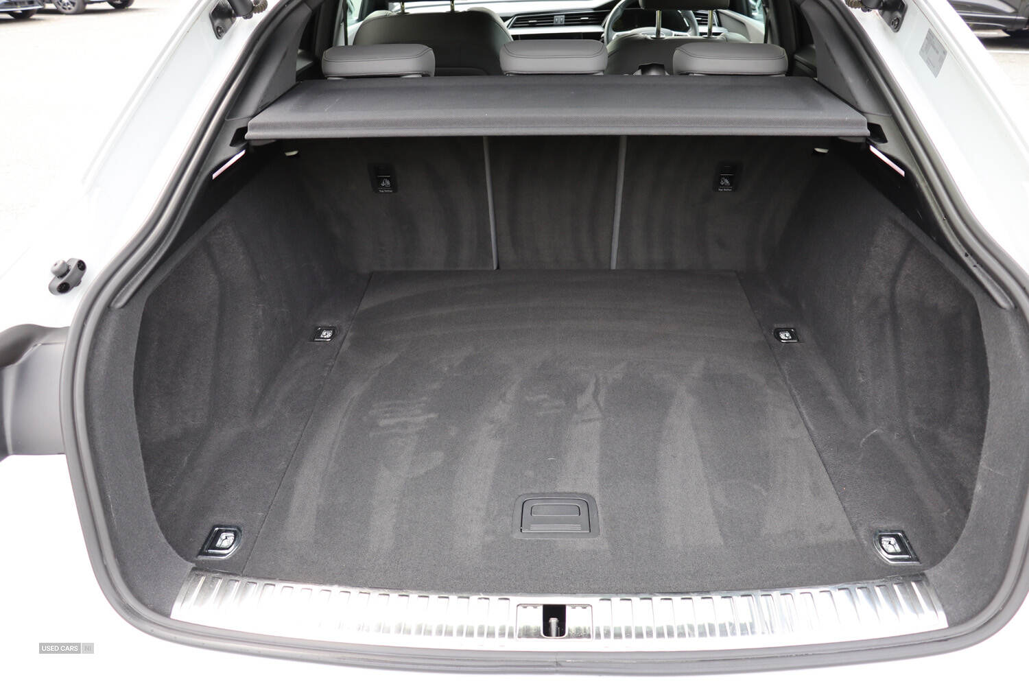 Jan 2022 Audi E-Tron 300kW 55 Quattro 95kWh Black Edition 5dr Auto