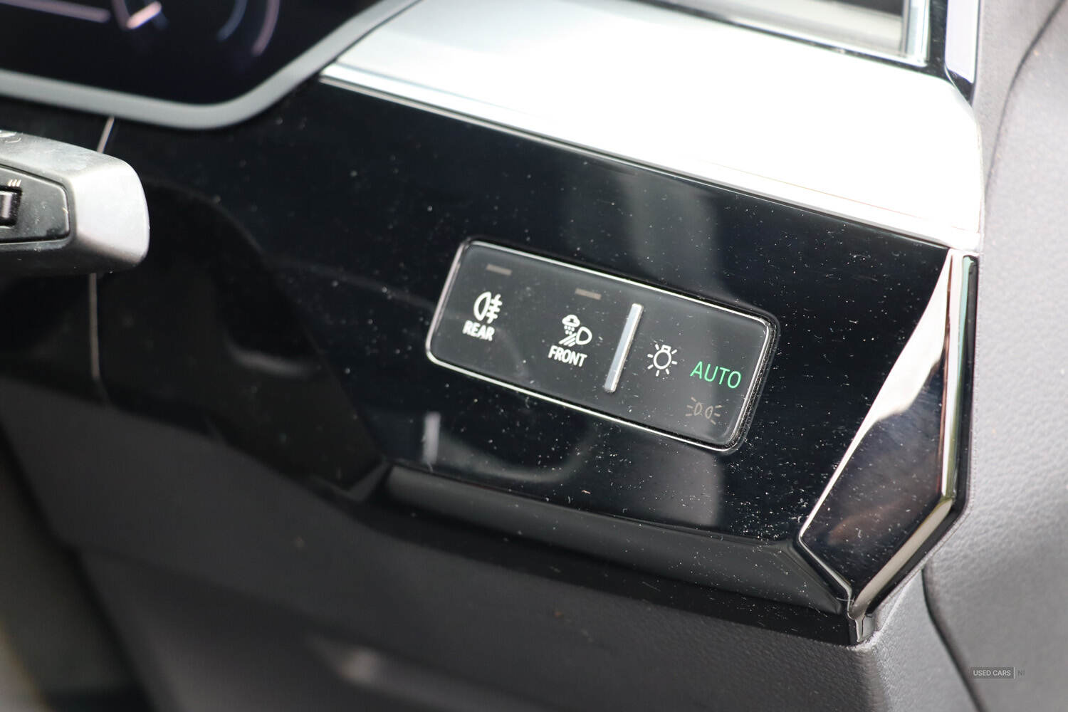 Jan 2022 Audi E-Tron 300kW 55 Quattro 95kWh Black Edition 5dr Auto